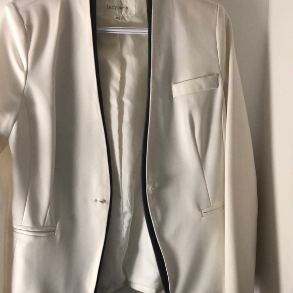 Longueuil, Montreal, Quebec - Picture 4 of 4